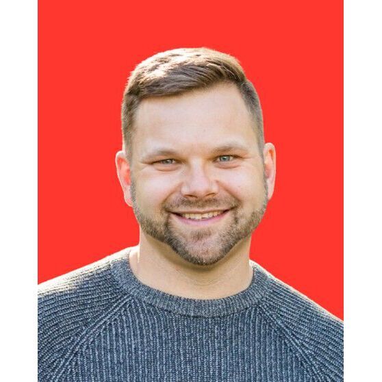 avatar for Curtis Hallborg