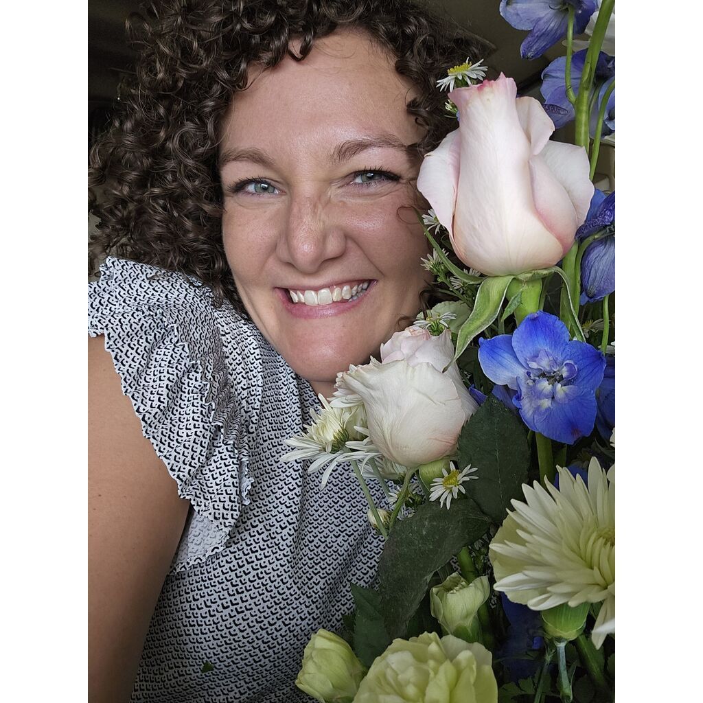 avatar for Erin Dinger