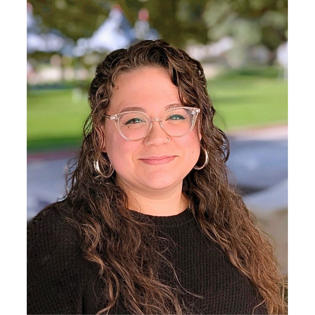 avatar for Julia Anderson