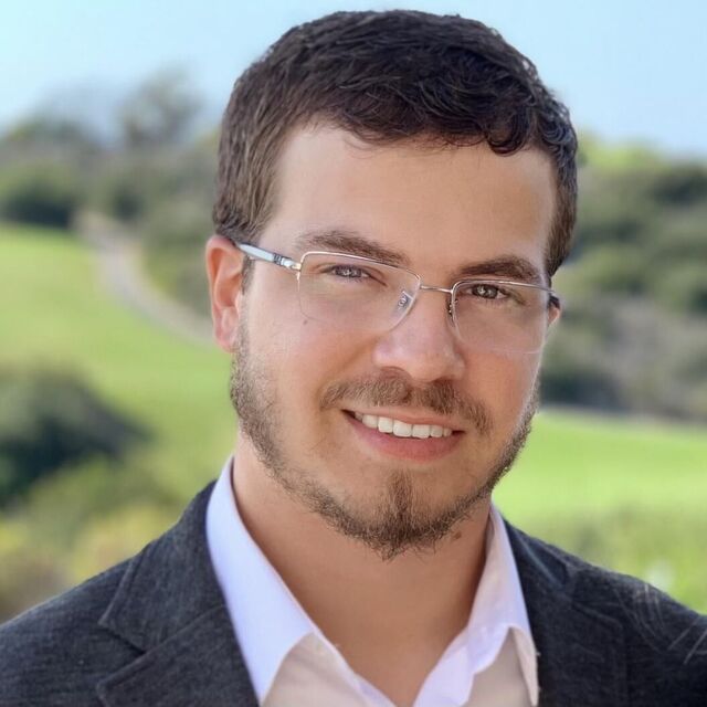 avatar for Andrew Esparza