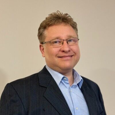 avatar for András Leleszi