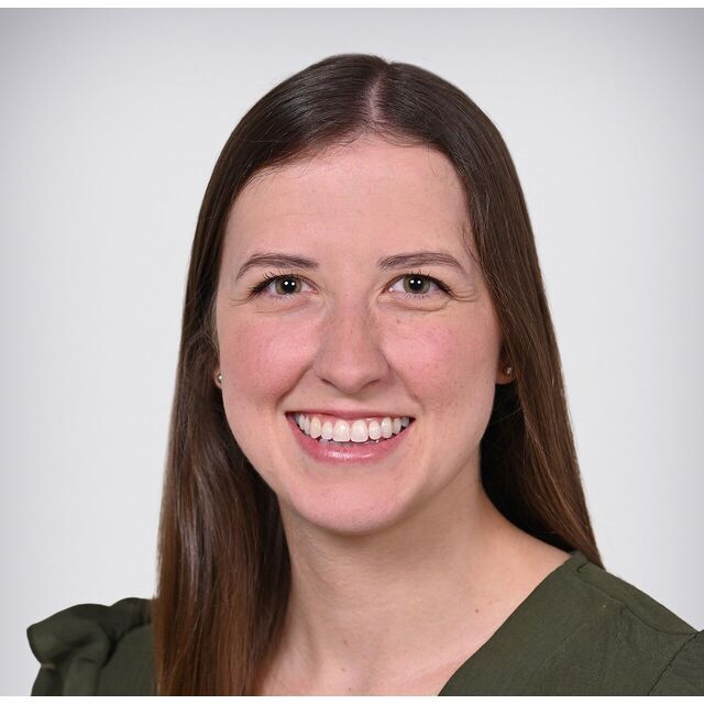 avatar for Laura Proshek