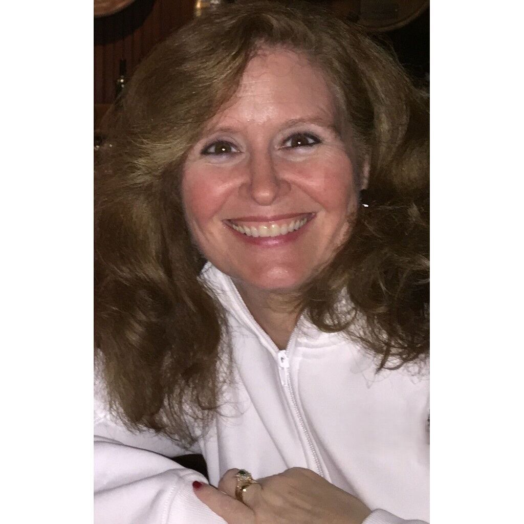 avatar for Elizabeth Jones