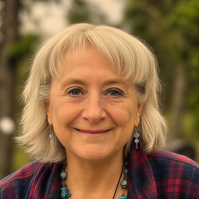 avatar for Juanita Violini