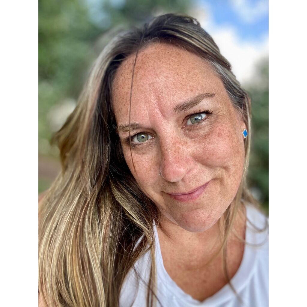 avatar for Dawn Fickett