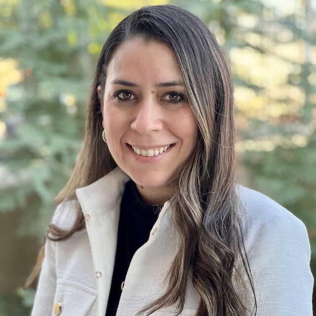 avatar for Yesenia Frade