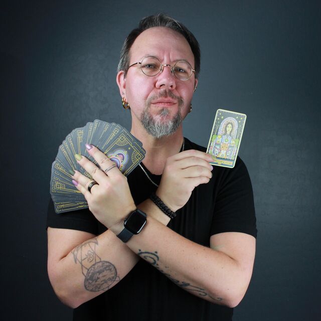 avatar for Lee Harrington