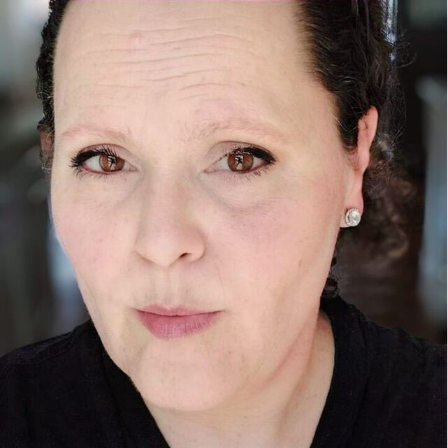 avatar for Lora Santucci