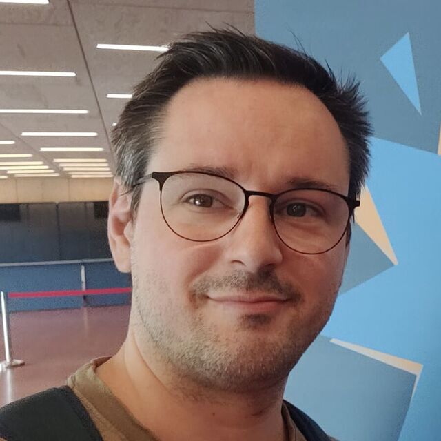 avatar for Maxime Veroone