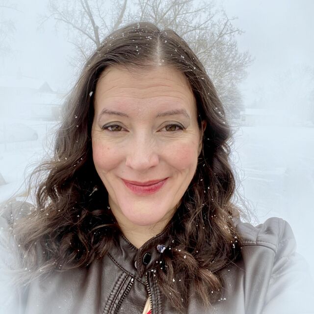 avatar for Shelly Campbell