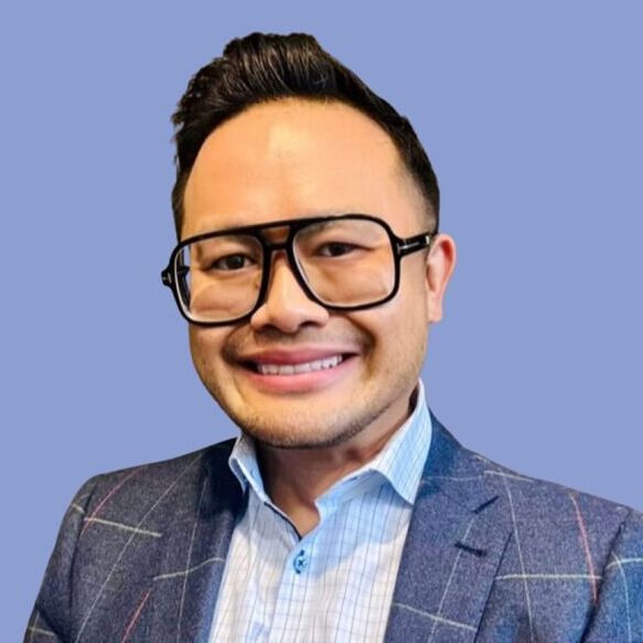 avatar for Alex Tom