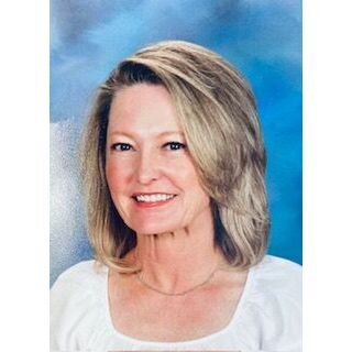 avatar for Kelly Hallow