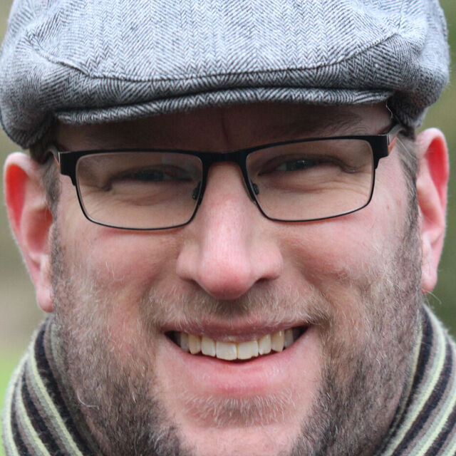 avatar for Simon Emms