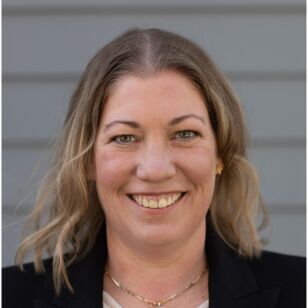 avatar for Lisa Wright