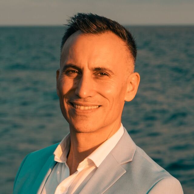 avatar for Cesar Berrospi Ramis