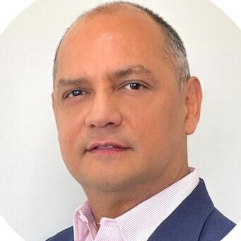 avatar for Carlos Quesada