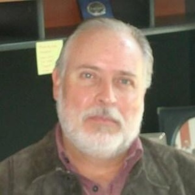 avatar for Carlos Linares