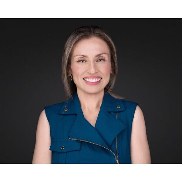 avatar for Dr. Clara Fernández