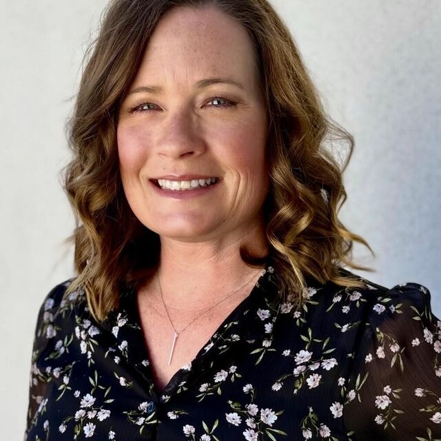 avatar for Jennifer Curtis