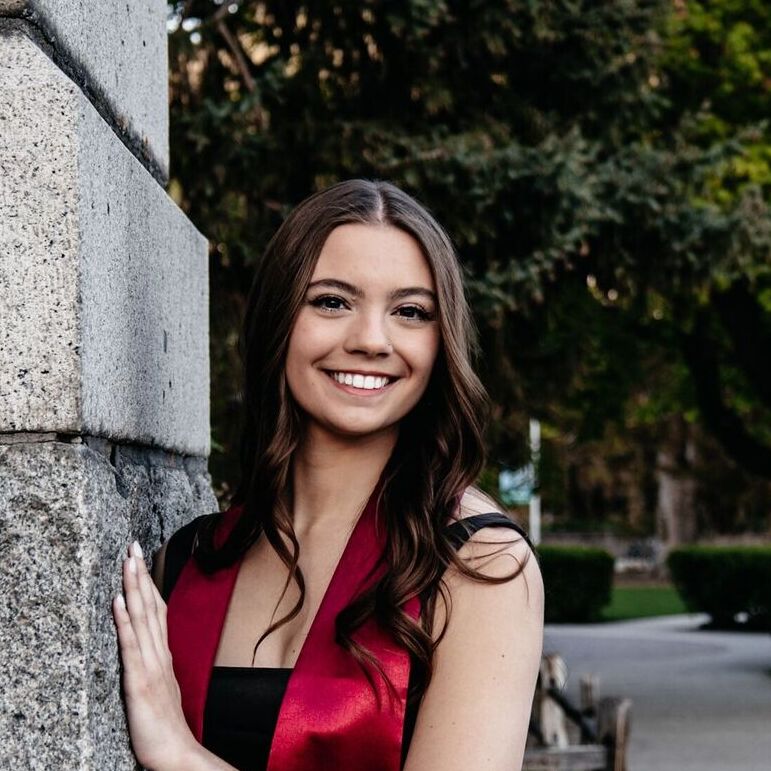 avatar for Lauren Sampson