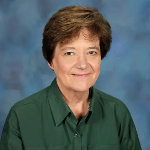 avatar for Elizabeth Helfant