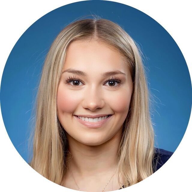 avatar for Lauren Collins