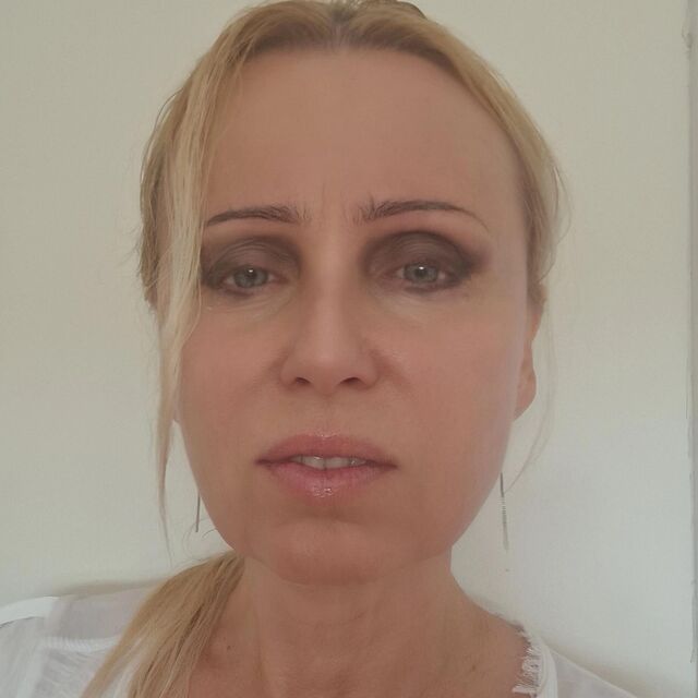 avatar for Ewa Korcelli-Olejniczak