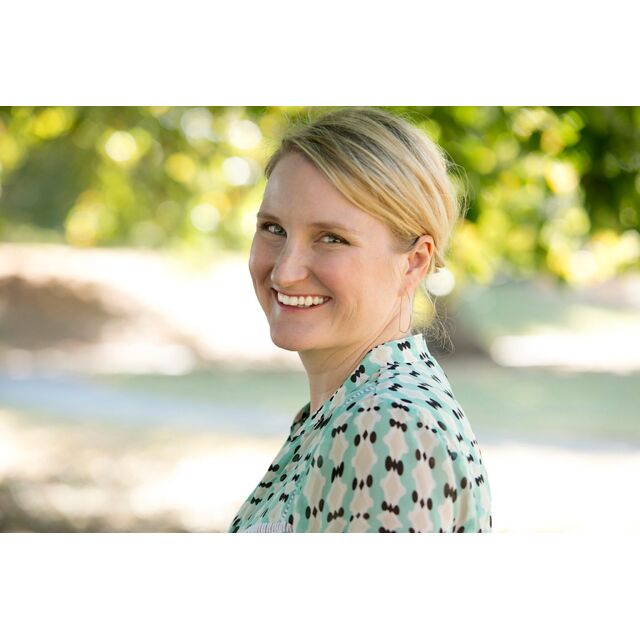 avatar for Beth Lawrence
