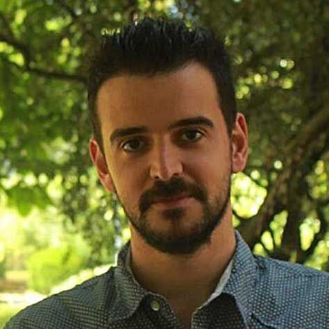 avatar for Adrián Hyde