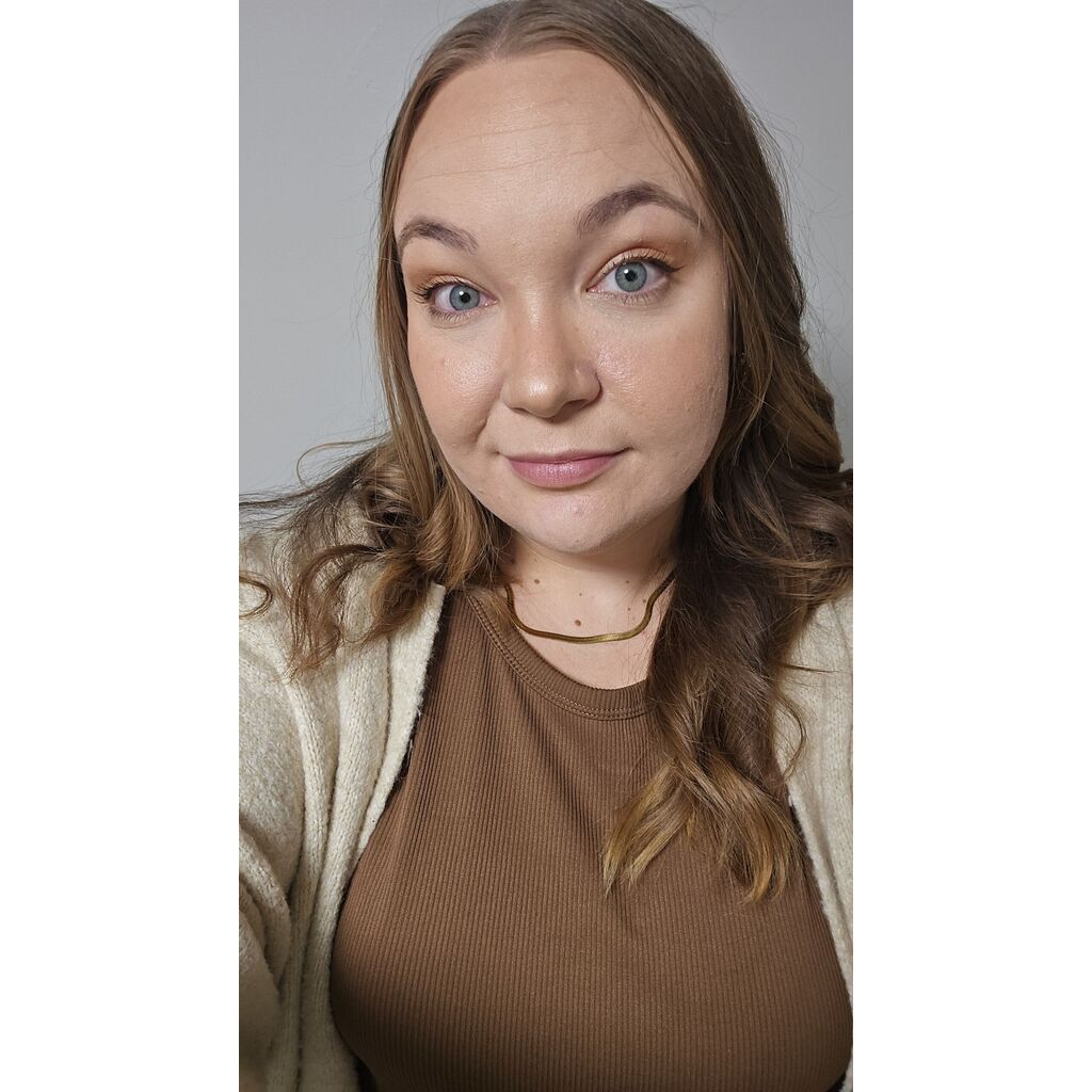 avatar for Ashley Leis