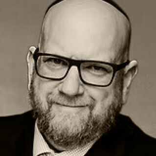 avatar for Rabbi David Nesenoff