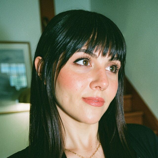avatar for Elli Wade