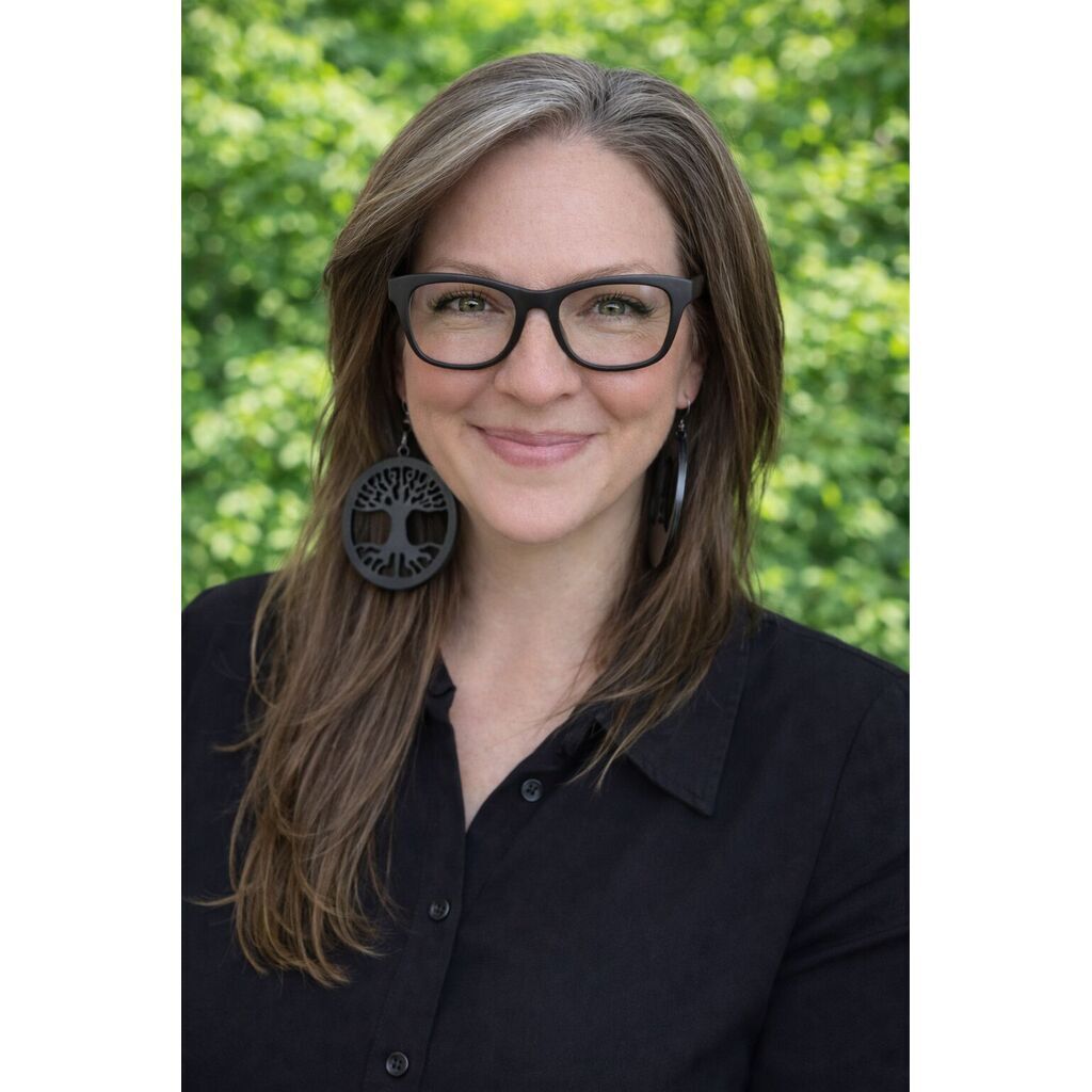 avatar for Anna Sampson