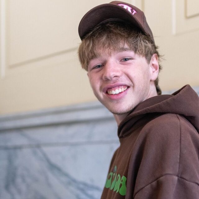 avatar for Isaiah Kahn