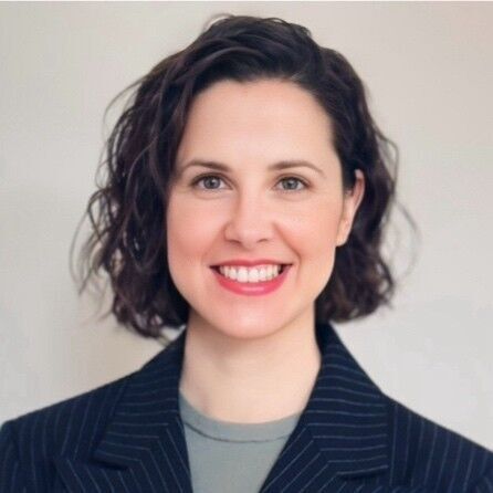 avatar for Carlota Gómez de la Hoz