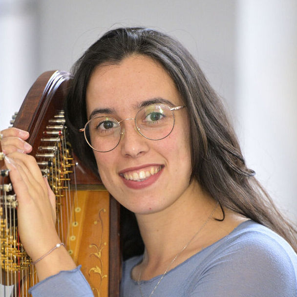 avatar for Lara Faria Fonseca