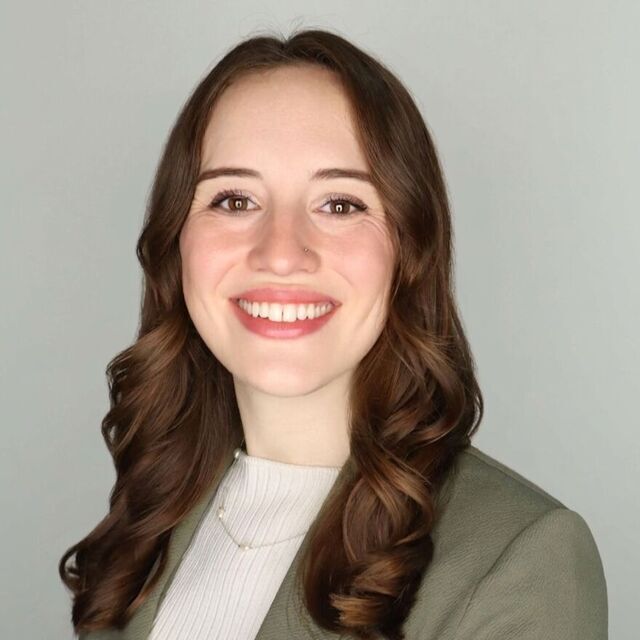avatar for Lesley Lizalek