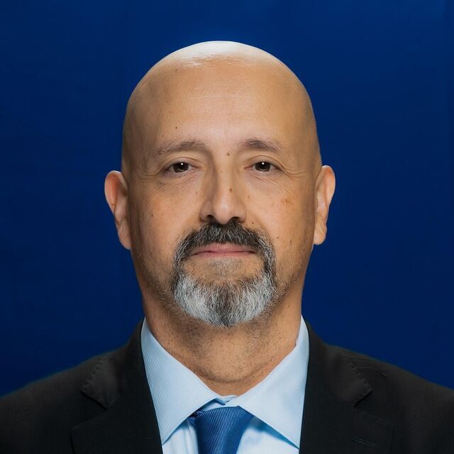 avatar for Andrés Chait