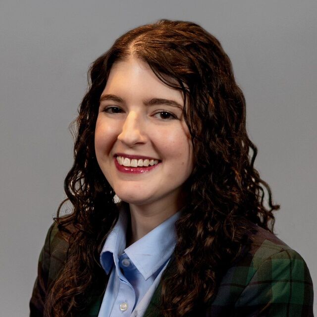 avatar for Elizabeth Biggs