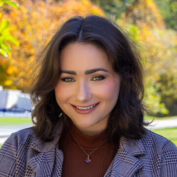 avatar for Rhiannon Kenny