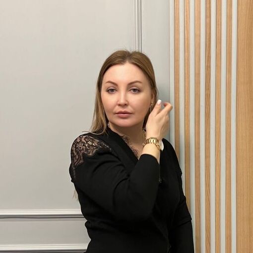 avatar for Elena Romanova