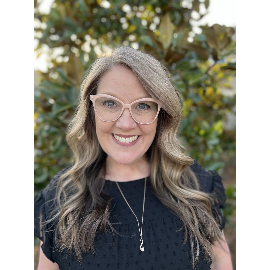 avatar for Julianne Hunter