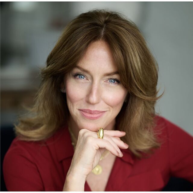 avatar for Elle Hill