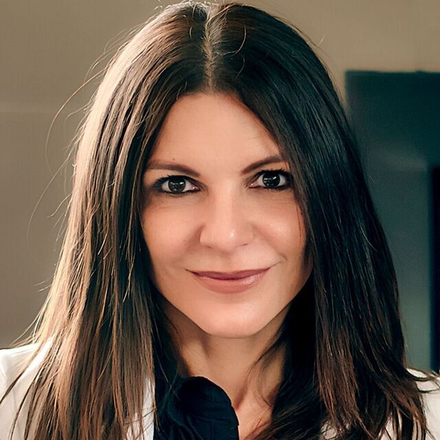 avatar for Ana del Valle