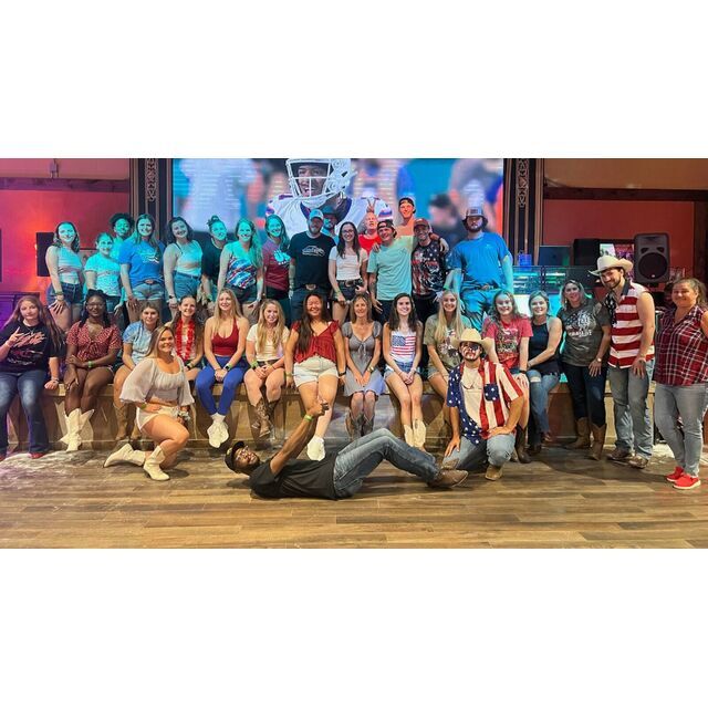 avatar for Kickin Country Line Dancin'