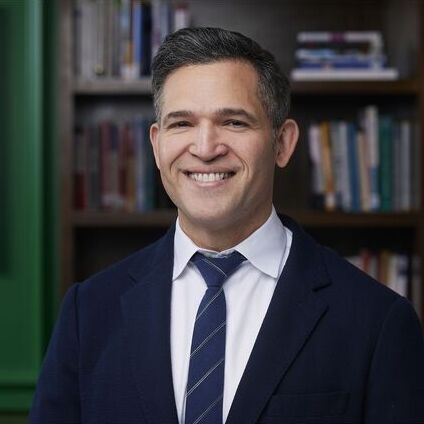 avatar for Dr. Emmanuel Peña