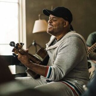 avatar for Israel Houghton