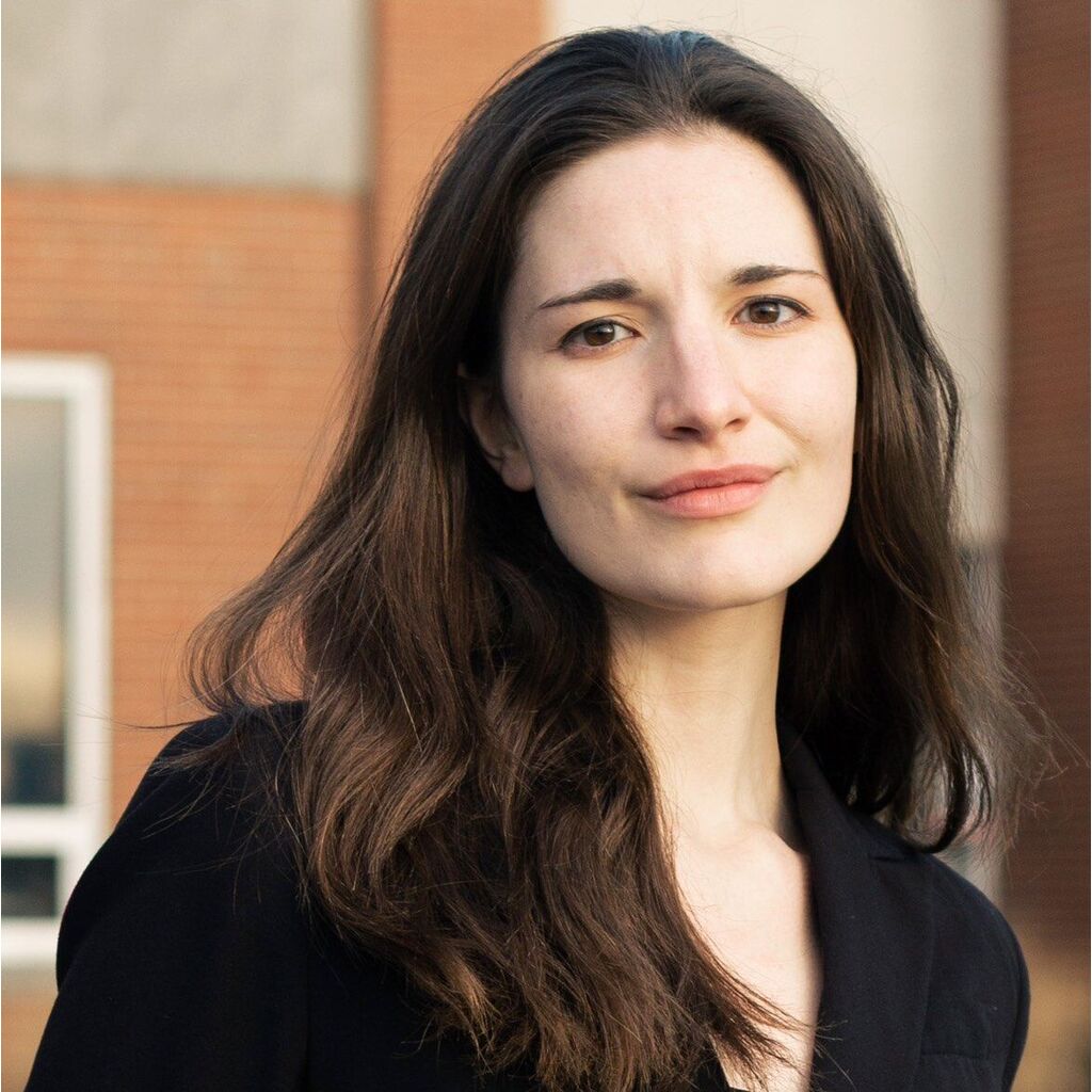 avatar for Elizabeth Enderle