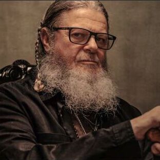 avatar for Gustavo Santaolalla