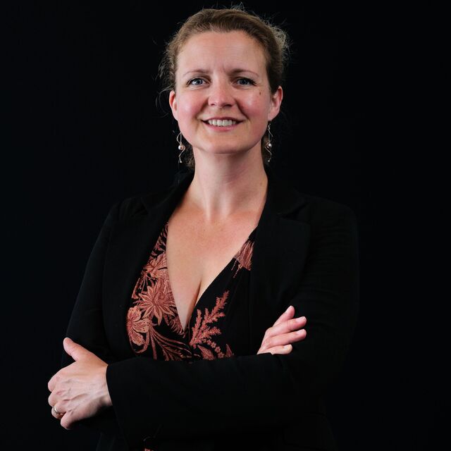 avatar for Laura Henderson